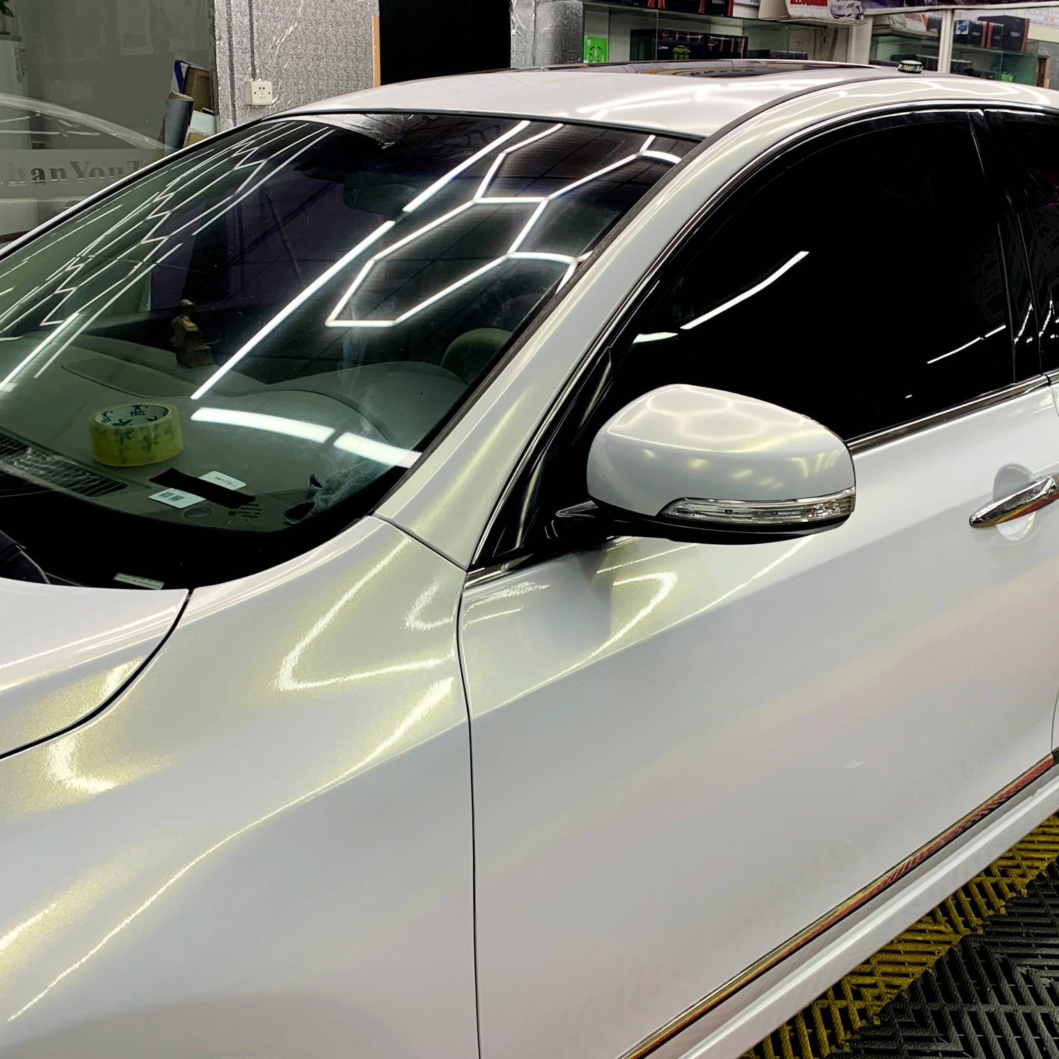 Color TPU PPF White Gold Vinyl Wrap